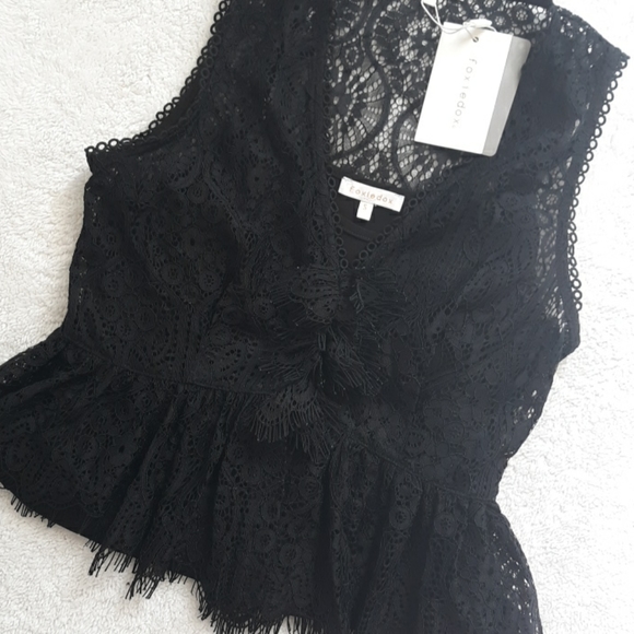 Anthropologie Tops - Anthropologie Foxiedox Lace Crop Top Size S